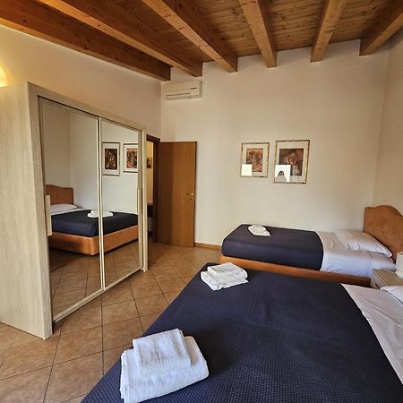 Apartments Eden - Regarda Travel Lazise Extérieur photo