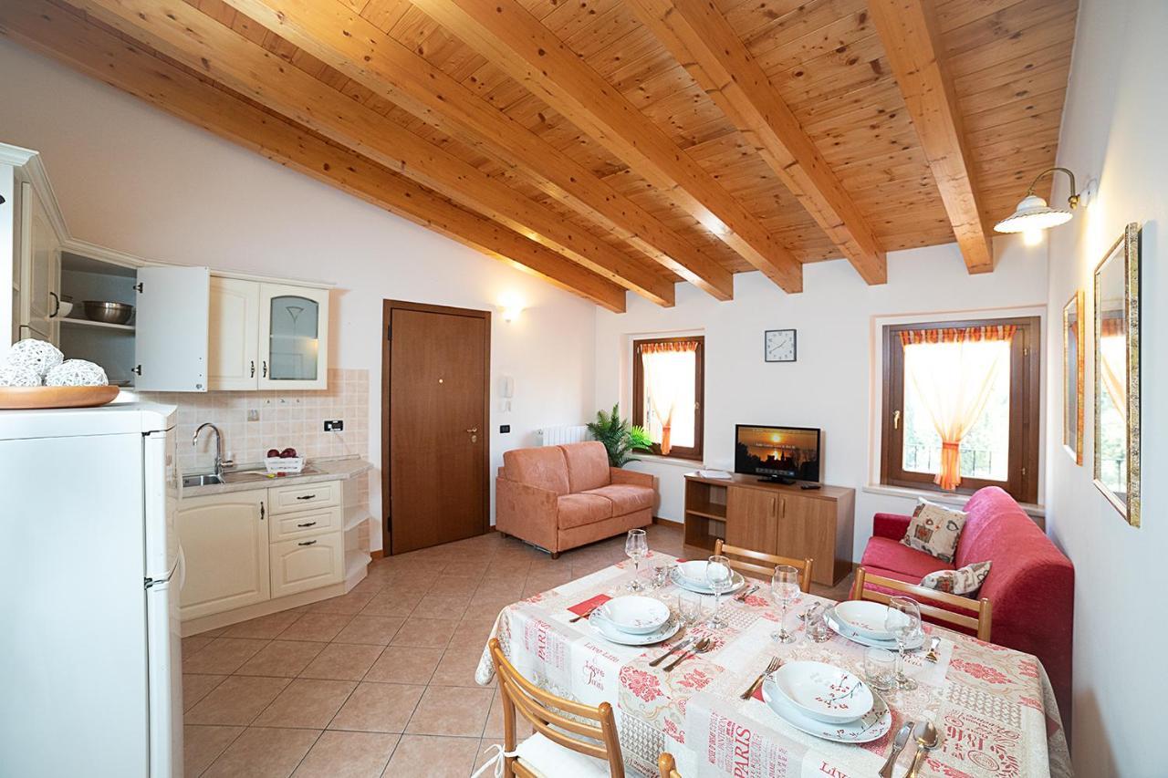 Apartments Eden - Regarda Travel Lazise Extérieur photo